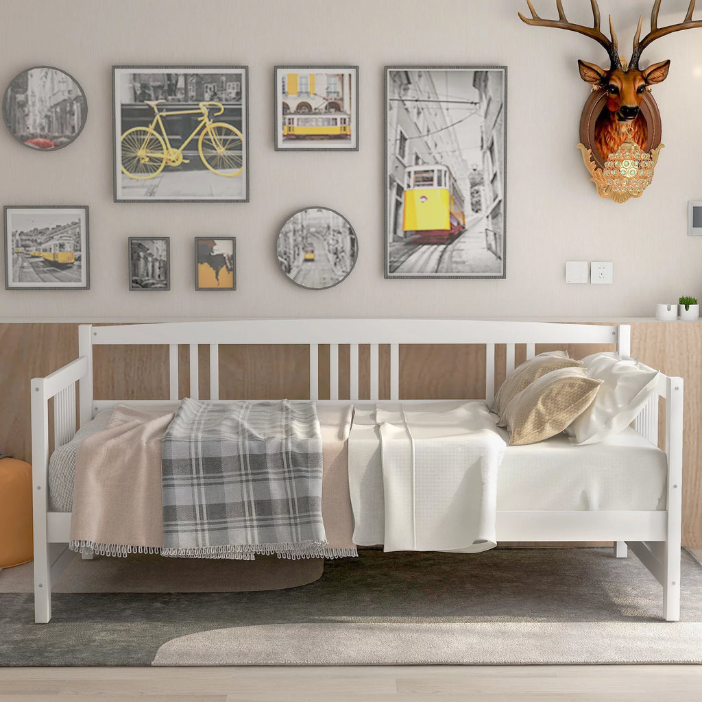 White Twin Size Solid Wood Daybed X114896