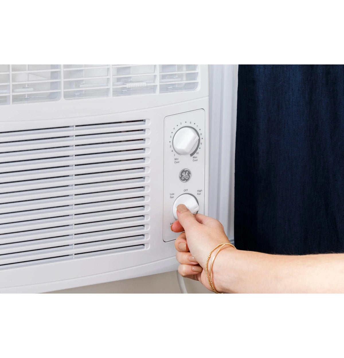 White 5050 BTU Window Air Conditioner I611446
