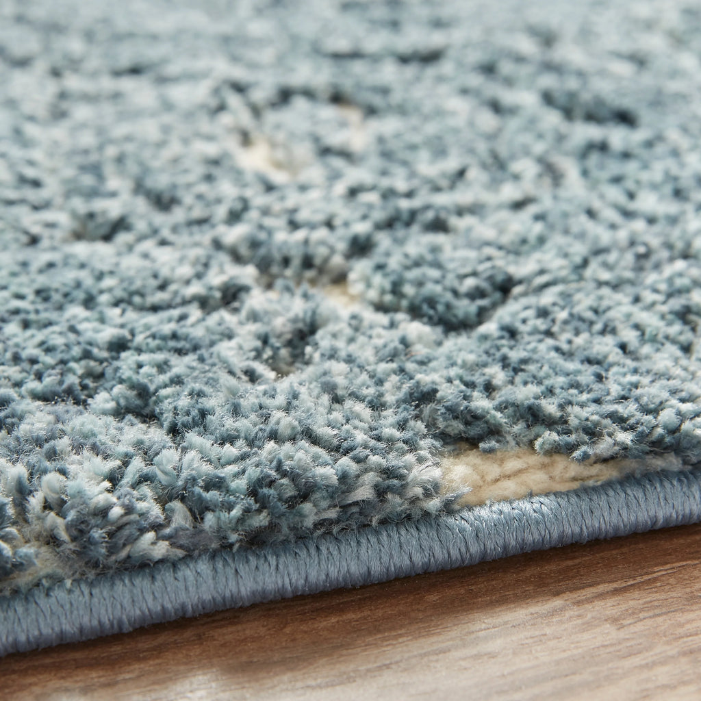 Blue 5' x 8' Area Rug Z482889