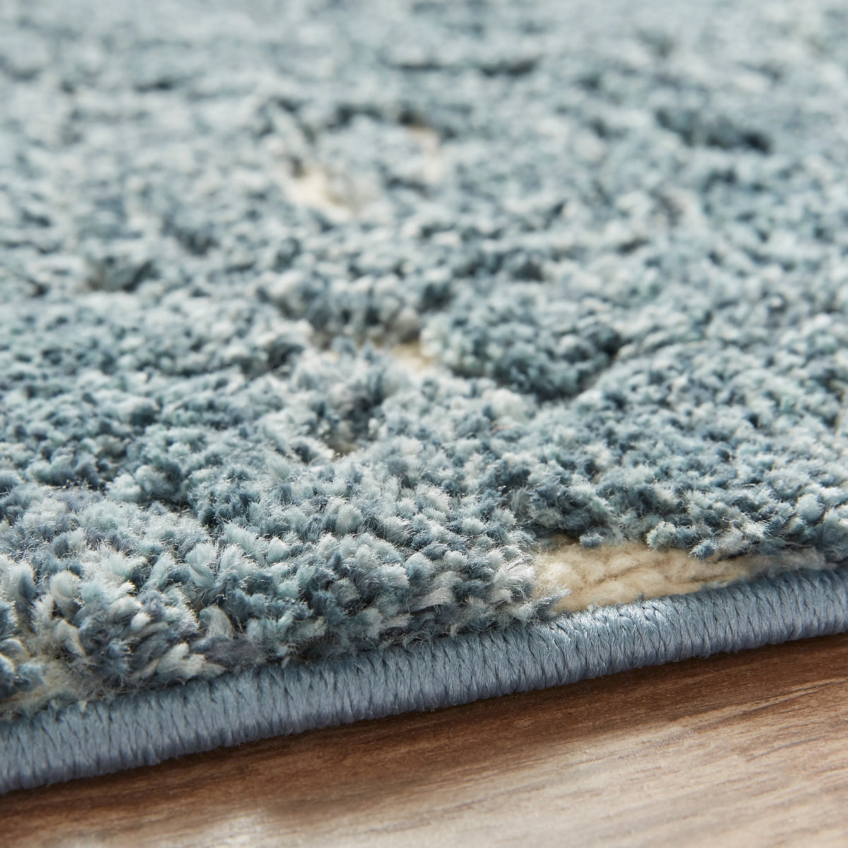 Blue 5' x 8' Area Rug Z482889