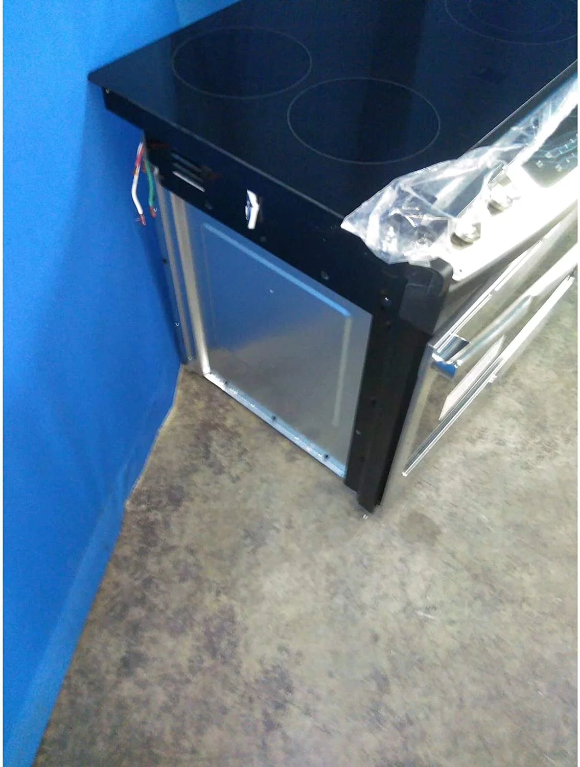 4.4 Cu.Ft. Stainless 4 Burner Electric Range V19443
