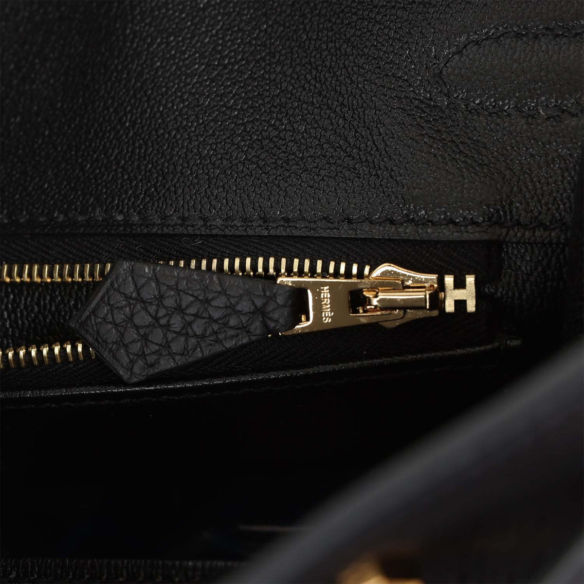 Black Leather Handbag X21513
