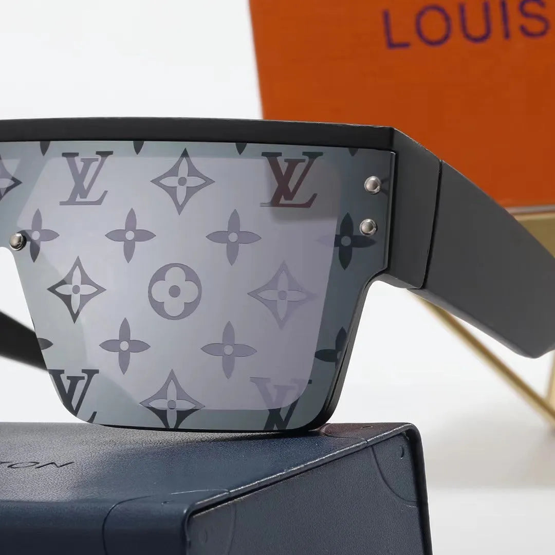 Fashion Four-Leaf Clover Print Lens Sunglasses Q76944